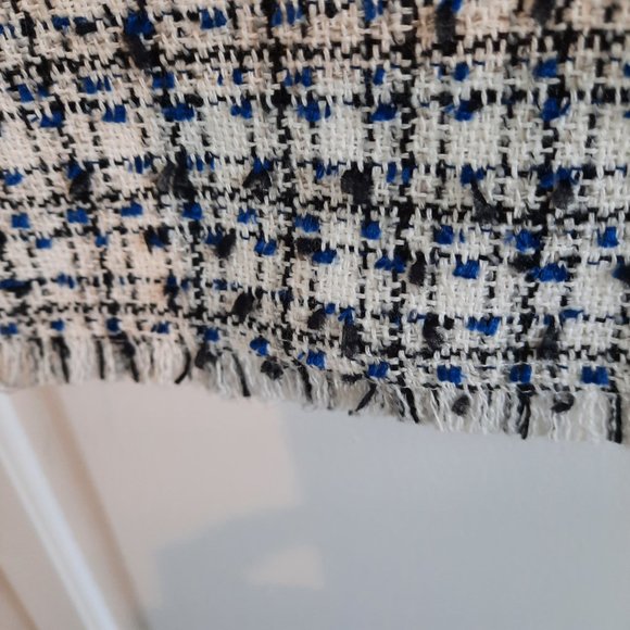 H&M navy, white and black tweed texturized mini skirt with fringe, size 6 - Picture 5 of 11